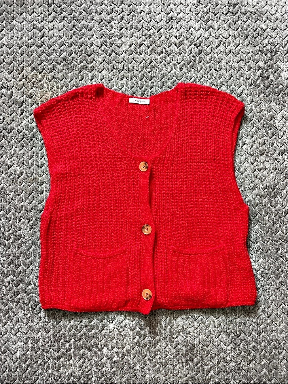 Naggoo Red Knit Button Front Vest Size Large